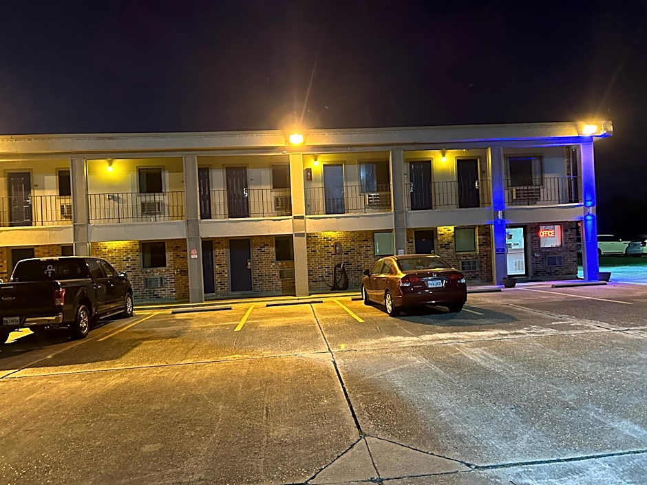 Howards Inn Motel