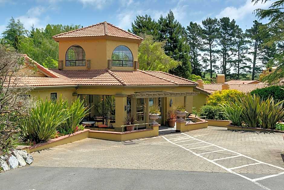 Sonoma Coast Villa and Spa