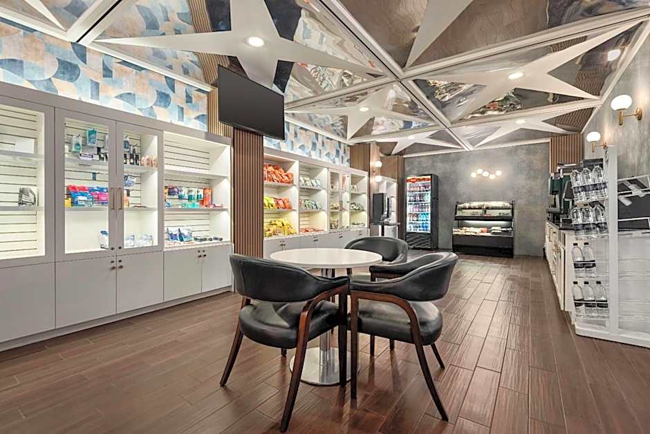 Fort Pontchartrain Detroit, a Wyndham Hotel