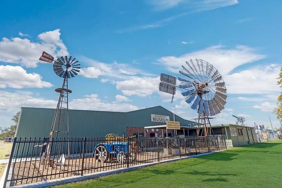 Castlereagh Motor Inn