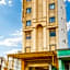 Le Centre Hotel