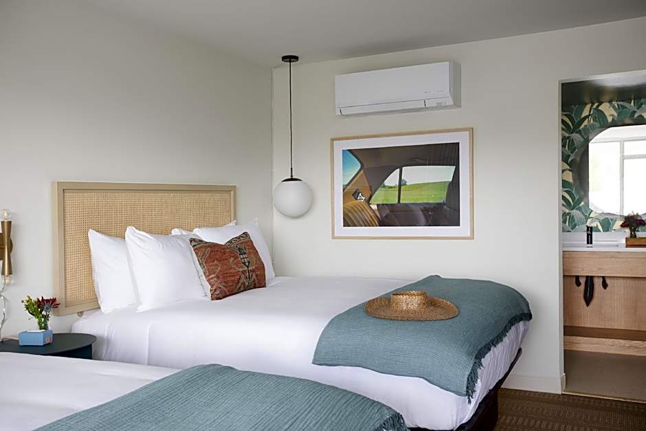 Starlight Motor Inn
