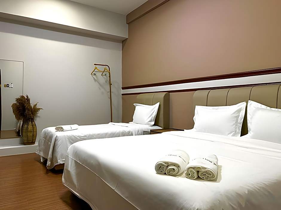 Mana Mana Hotel • Melaka •