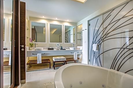 Luxury Presidential one Bedroom ocean view