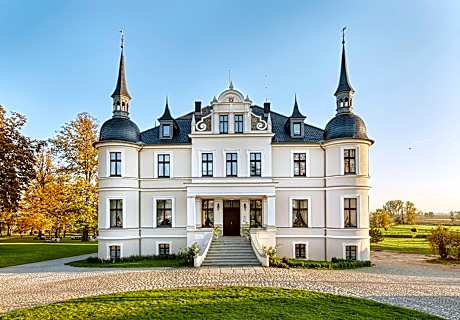 Pałac w Orli - pokoje, restauracja