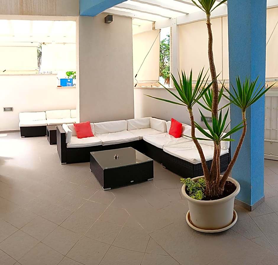 Hotel Blue Sky - San Foca