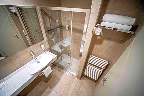 1 SINGLE BED,NSMK,FRESZ,STND