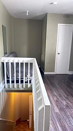 Queen Room with Sofa Bed and Private Bathroom