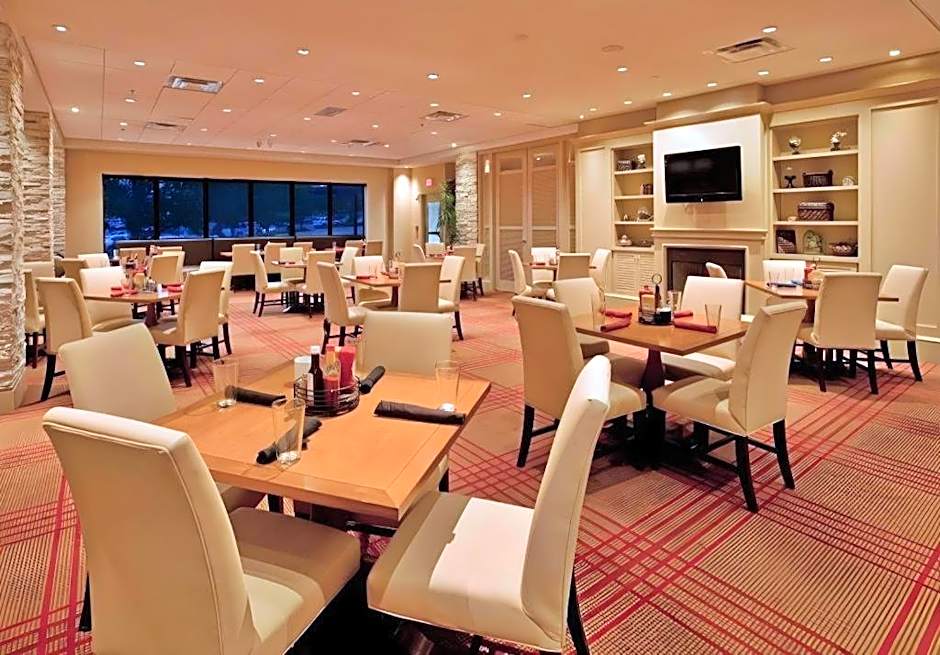 Adams Mark Hotel And Conference Center