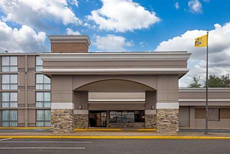 Days Hotel by Wyndham Toms River Jersey Shore