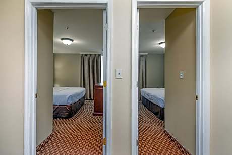 King Suite with Two King Beds - Non-Smoking