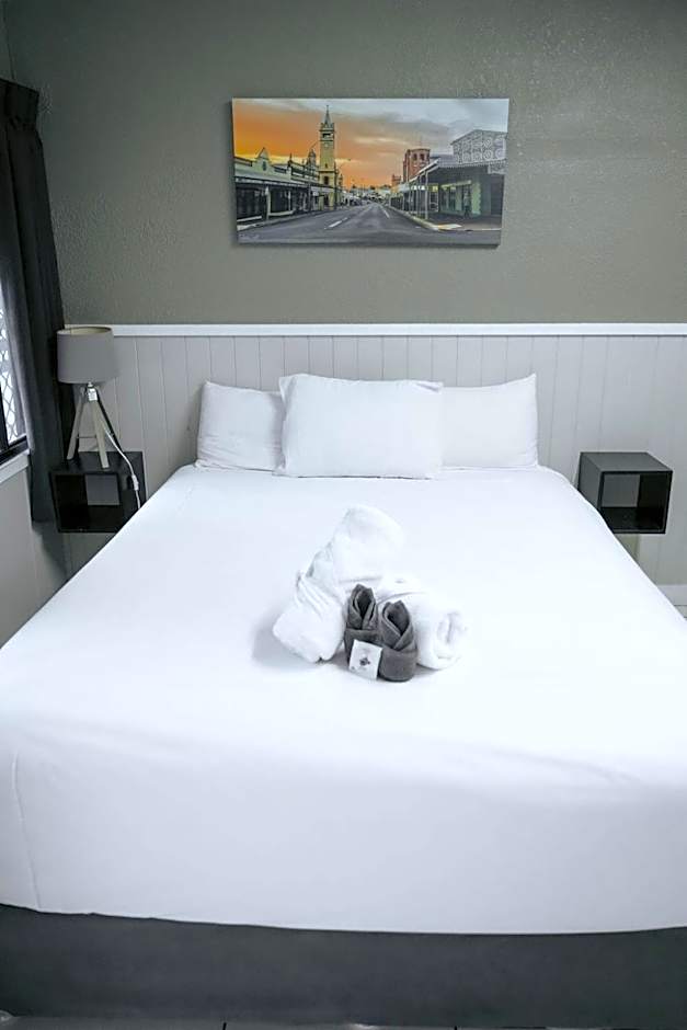 Rix Hotel Motel