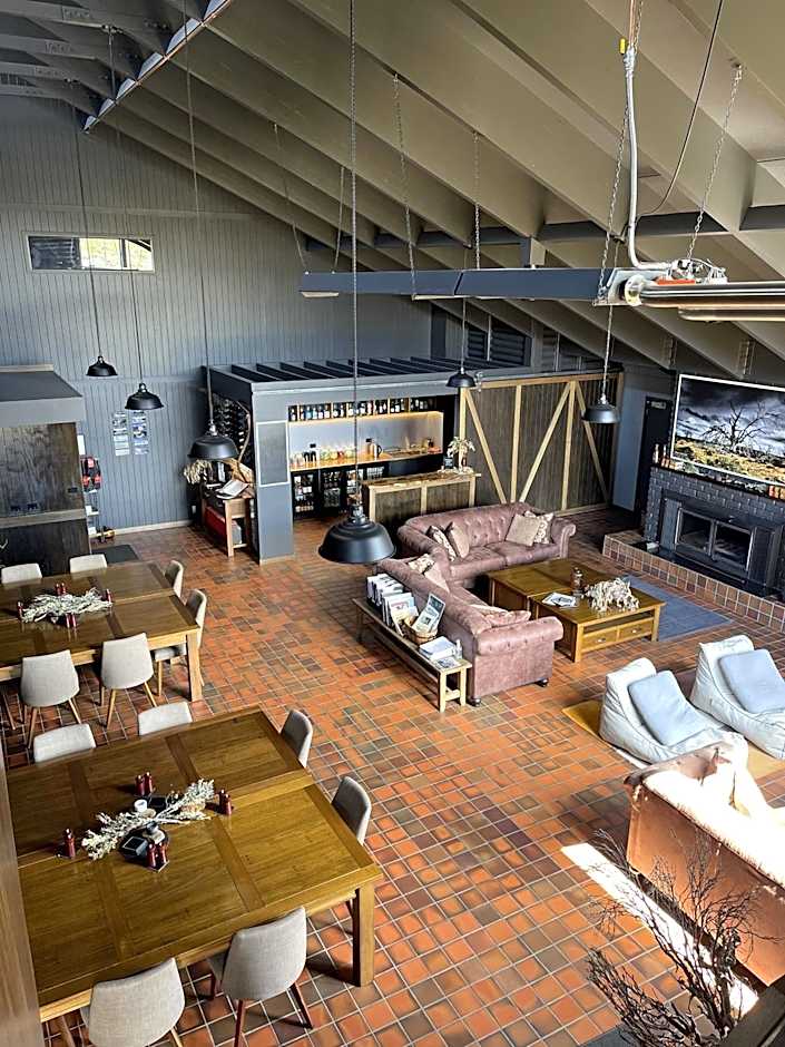 Thousand Lakes Lodge