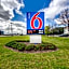 Motel 6-Burlington, ON - Toronto West - Oakville