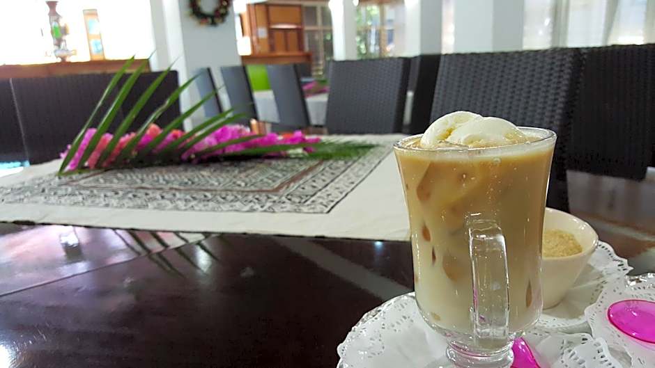 Hexagon International Hotel, Villas & Spa