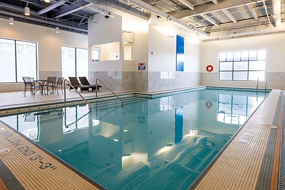 DoubleTree by Hilton Calgary North