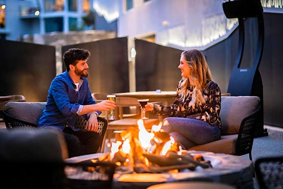 Holiday Inn Express And Suites Queenstown By IHG