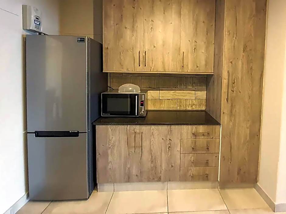 5 Tides End and 5 on Tides End