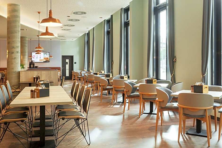 Holiday Inn - the niu, Yen Hamburg City By IHG