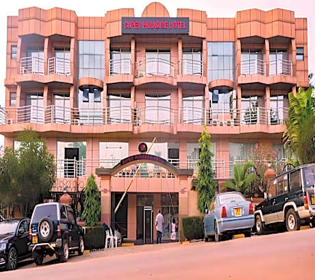 Super Paradise Hotel
