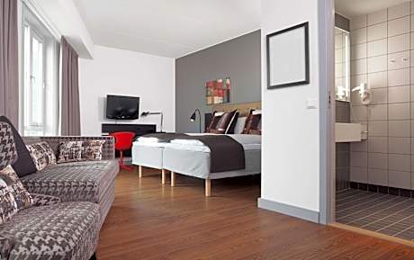 Standard Family Room