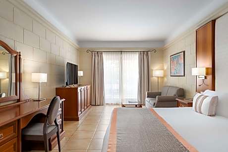 Room Deluxe