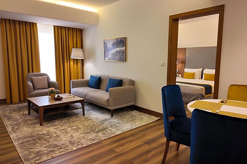Photo 1 of 10 of Suite