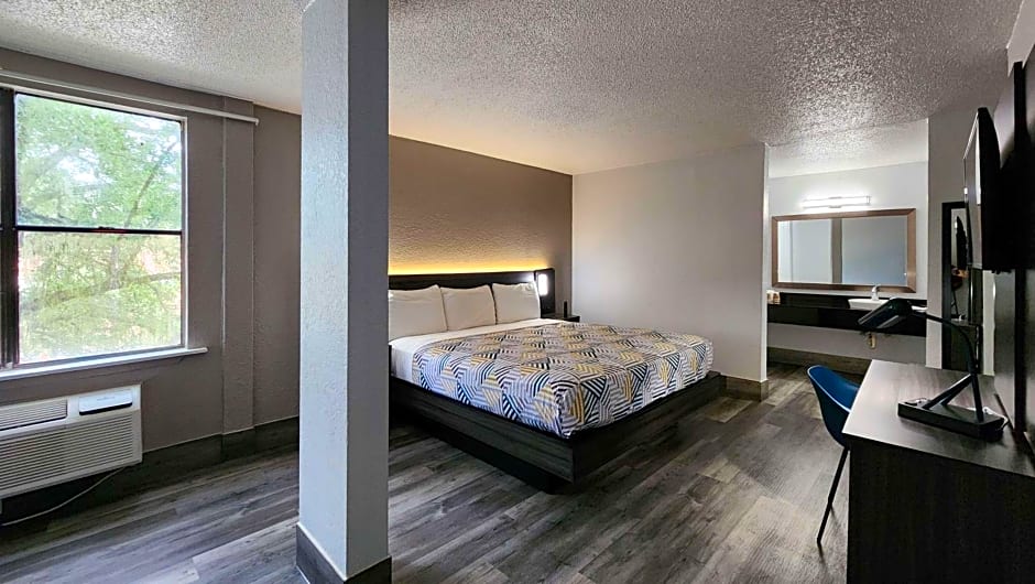 Motel 6 Houston, TX - Medical Center - NRG Stadium