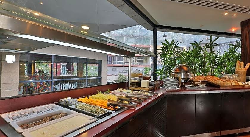 Crowne Plaza Hamra Beirut By IHG