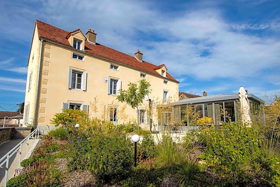 Photo 1 of 50 of Auberge du Molveau
