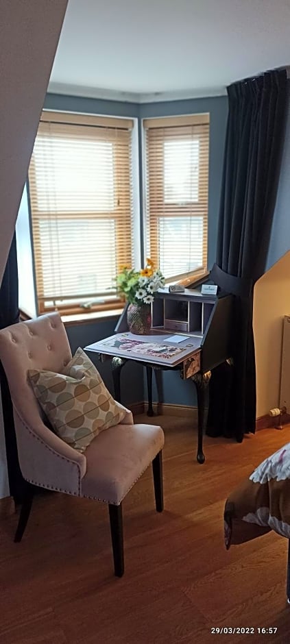 Outlander Boutique B&B Super King