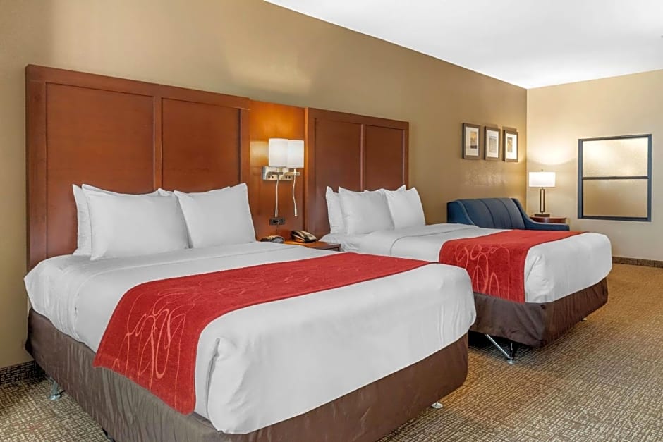 Comfort Suites Barstow near I-15