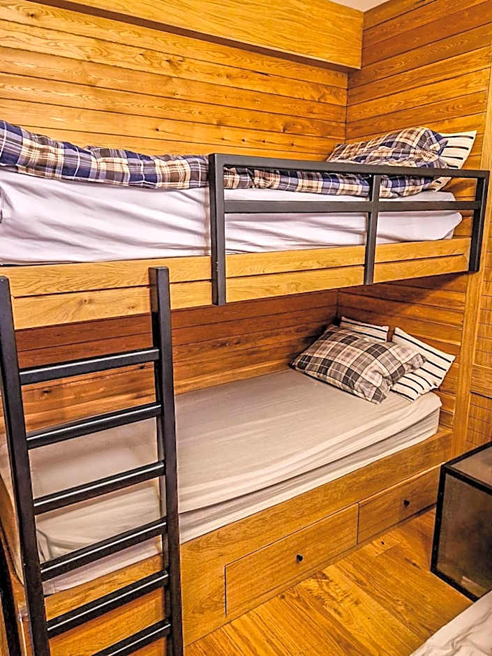 New Gudauri Four Seasons F4 by Gudauri Travel