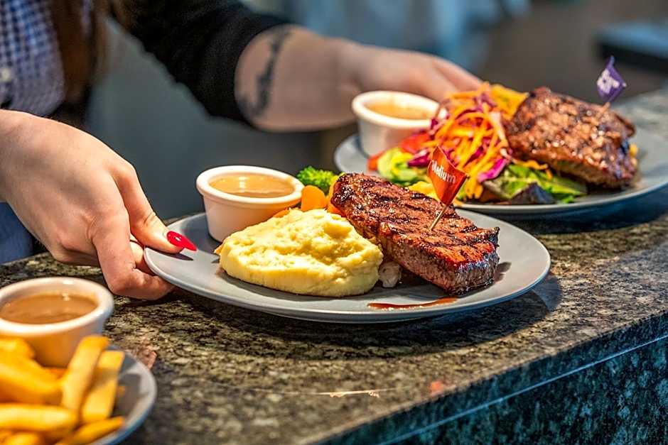 Nightcap at High Flyer Hotel