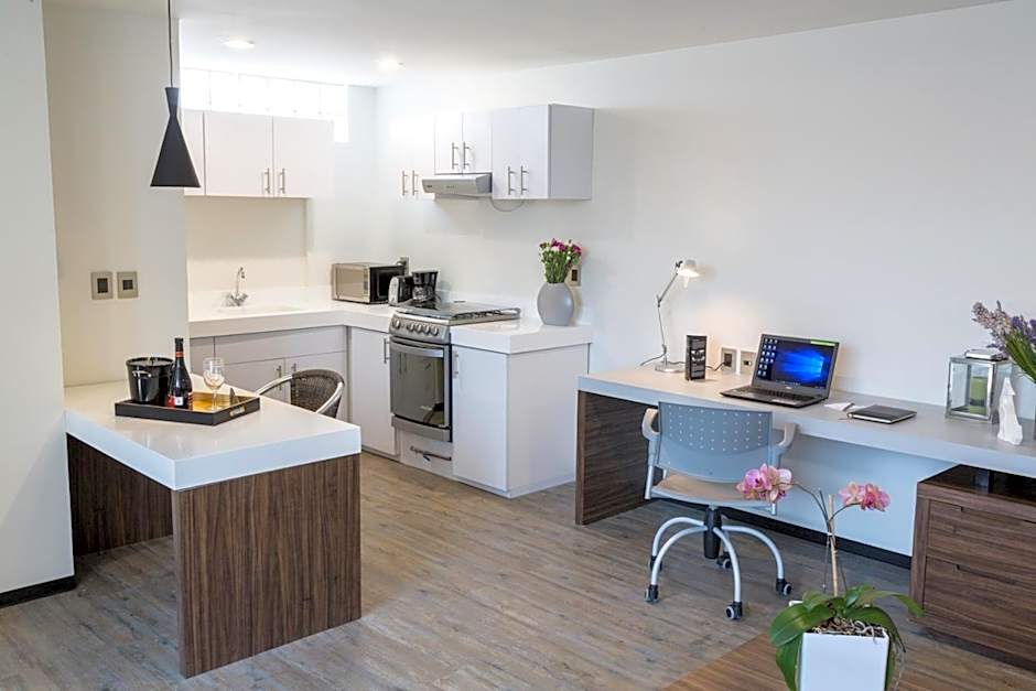 FlowSuites WTC