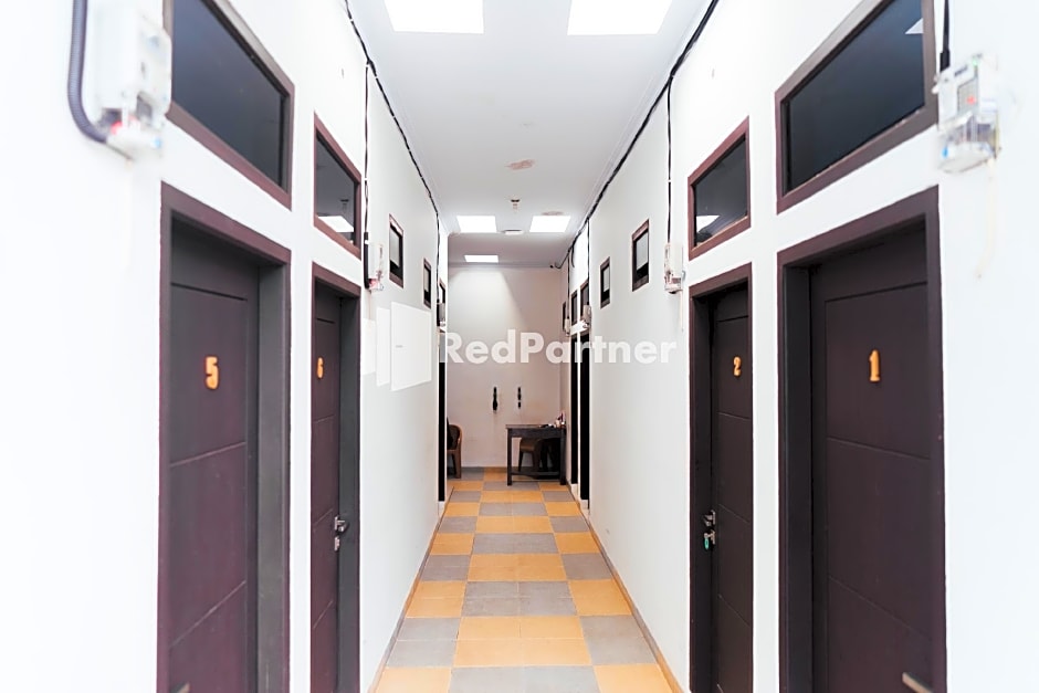 Aksara Homestay Syariah Mitra RedDoorz