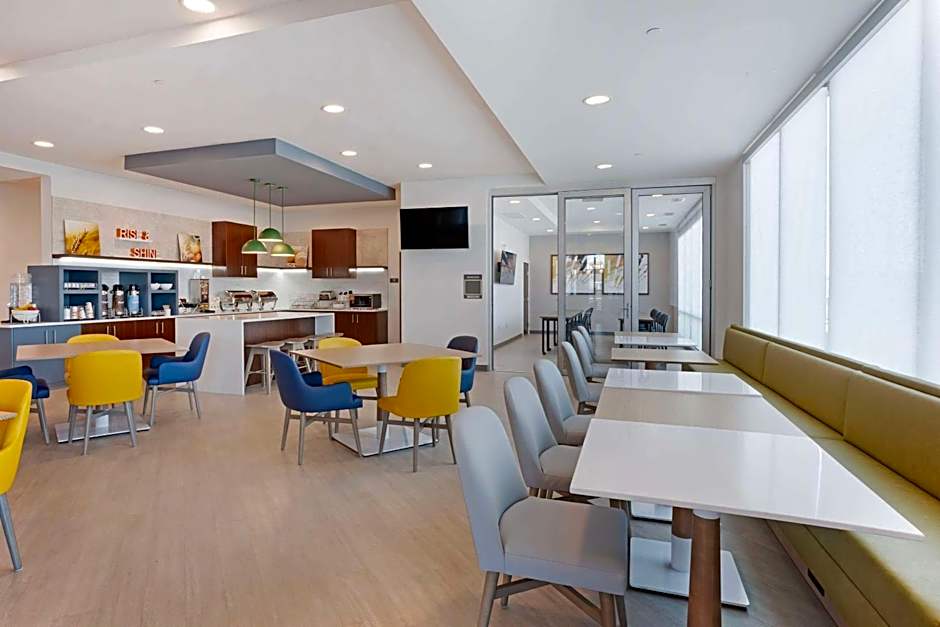 Comfort Inn & Suites Mountain Grove US-60