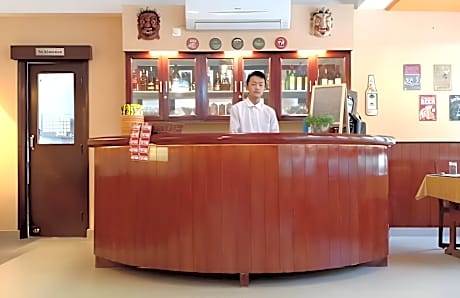 Yarlam Express Majitar