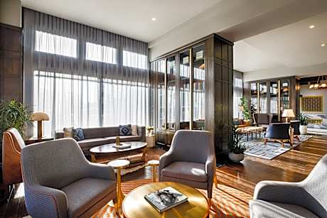 The Barfield, Autograph Collection