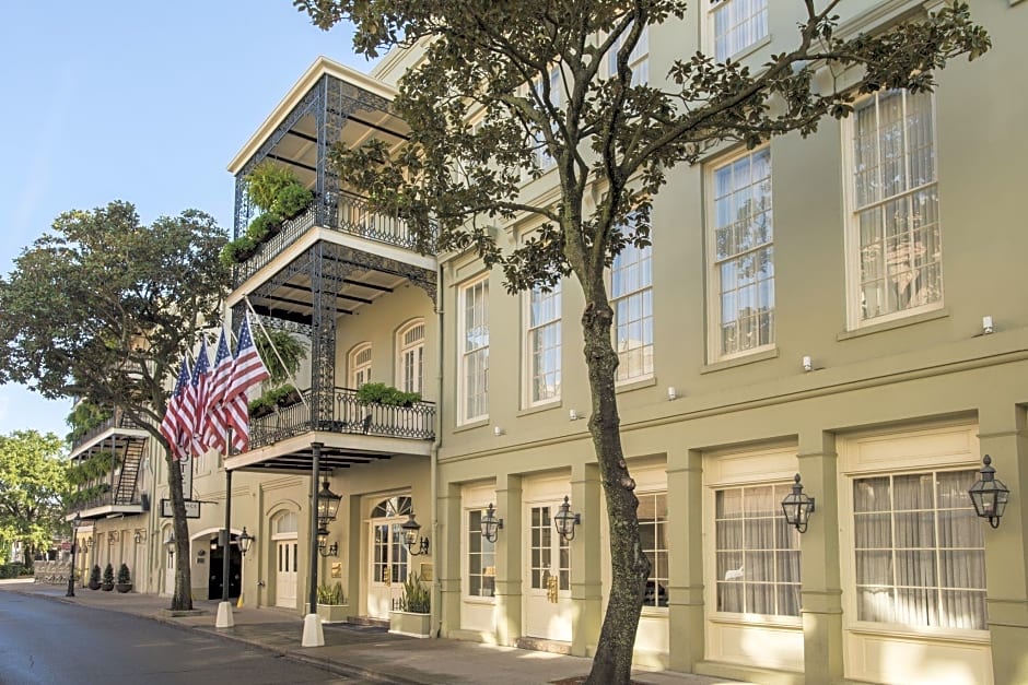 Bienville House Hotel