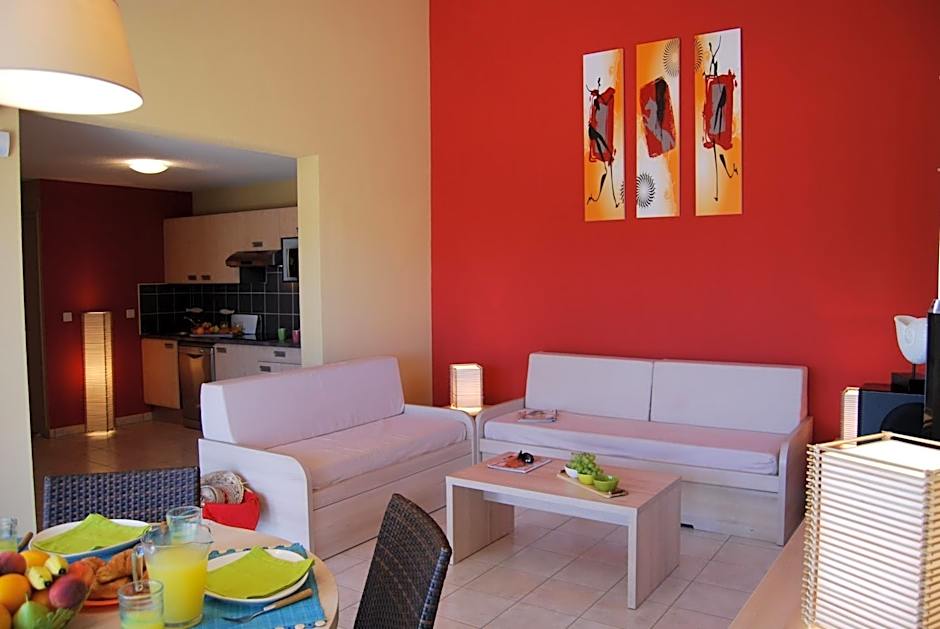 Lagrange Grand Bleu Vacances – Résidence Le Mas de Torreilles