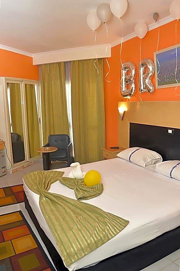 Aracan Pyramids Hotel