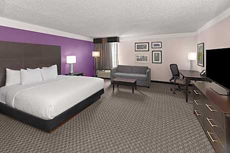 King Room with Sofa Bed