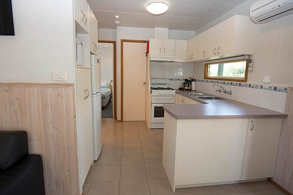 The Lakes Beachfront Holiday Park