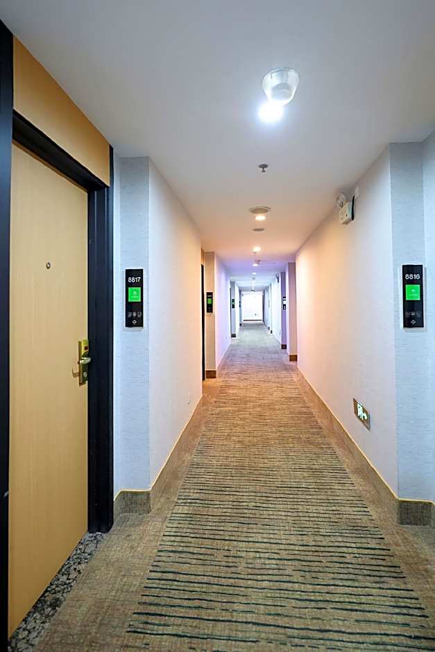 GreenTree Inn Jiangsu Wuxi New District Shengang World Express Hotel