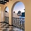 Decanter Hotel