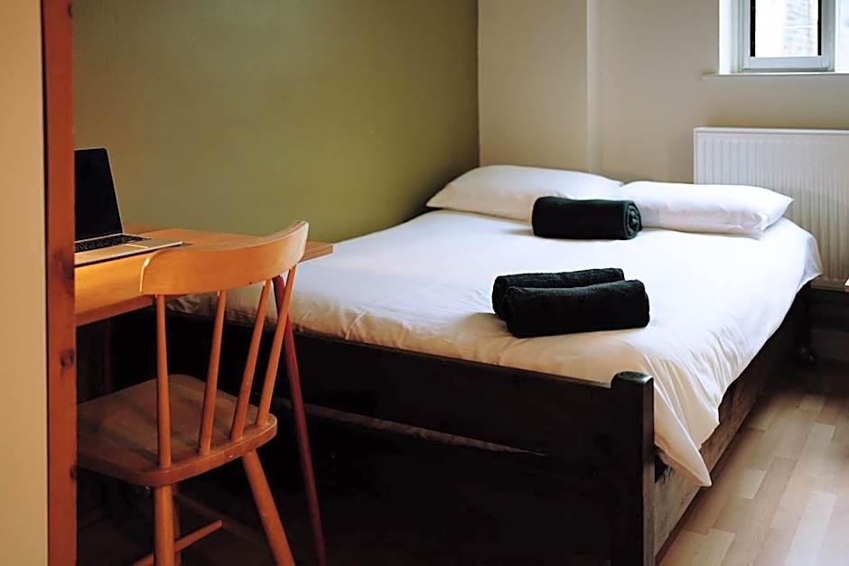 IOU Hebden Bridge Vegetarian Hostel