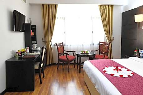 Executive Family Room