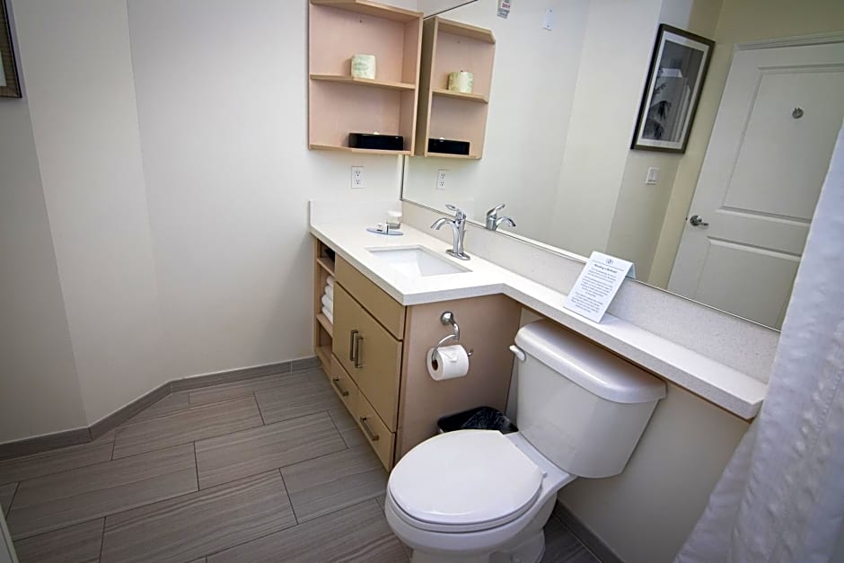 Candlewood Suites Miami Intl Airport - 36th St By IHG