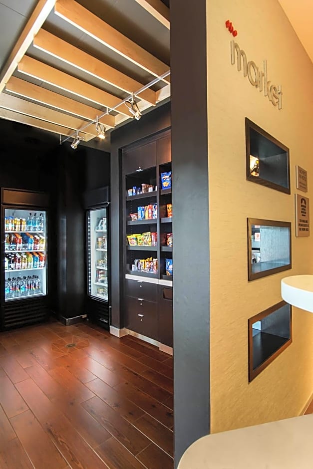 Courtyard by Marriott Lenox Berkshires